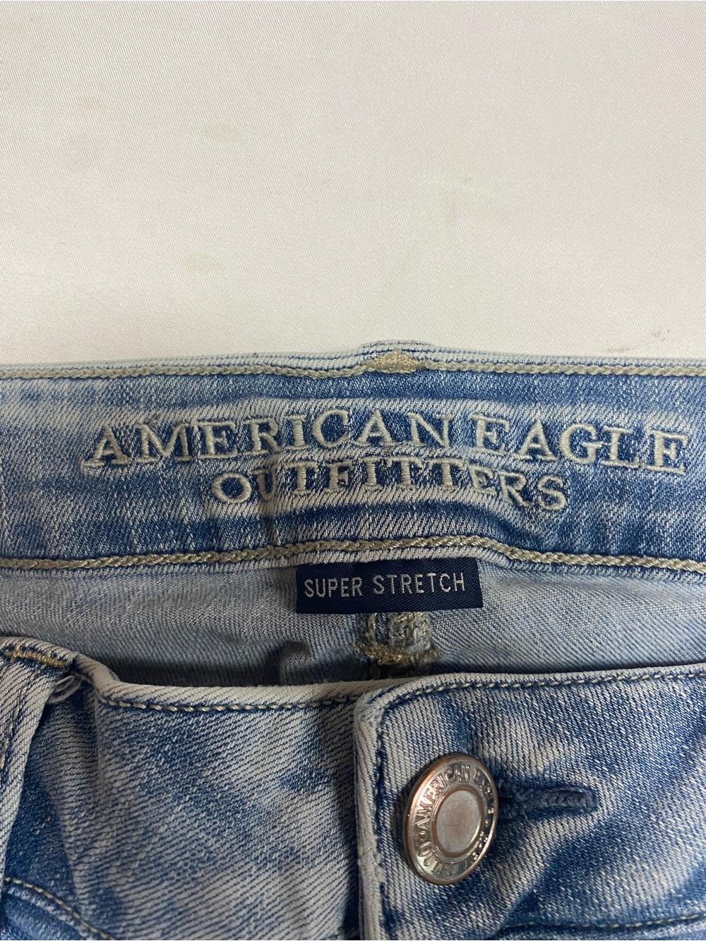 American Eagle Outfitters Light Blue Super Stretch Skinny Jeans Women’s Size 12 - Picture 4 of 5